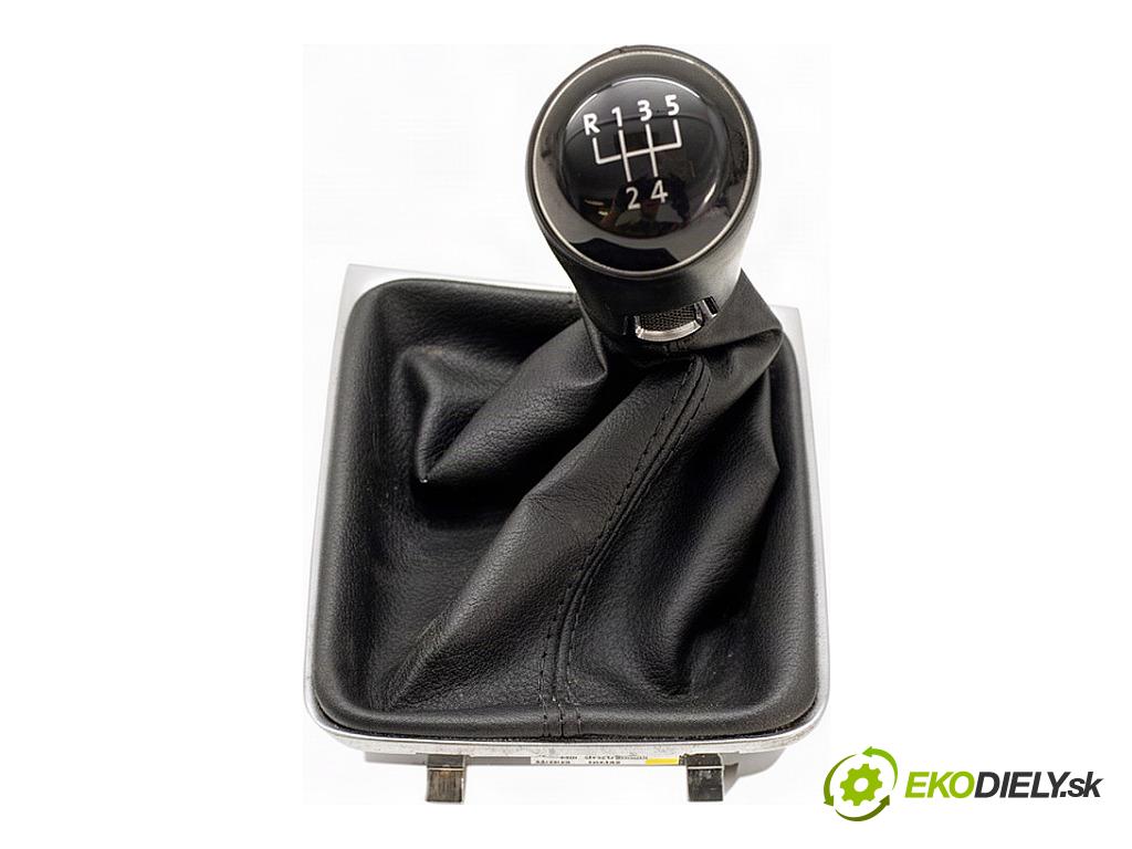 VW GOLF VII Kombi 2020 85 kW 1.6 TDI 1598 Manžeta 5G1711113B (Rýchlostná páka (kulisa))