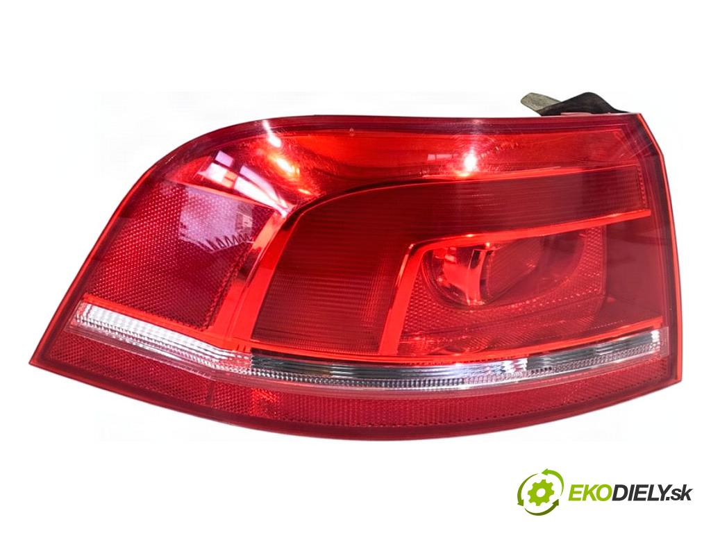 VW PASSAT B7 Kombi 2010 103 kW 2.0 TDI 1968 Svetlo ľavy zad 3AF945095A