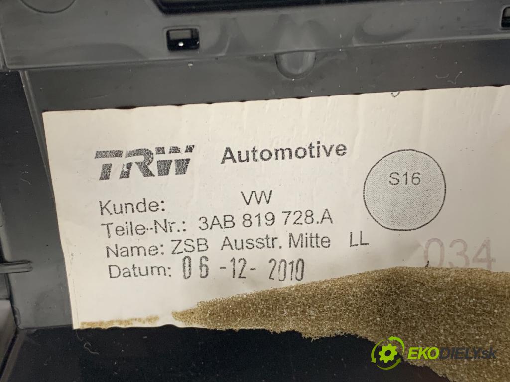 VW PASSAT B7 Kombi 2010 103 kW 2.0 TDI 1968 Mriežky kúrenia predný 3AB819728A