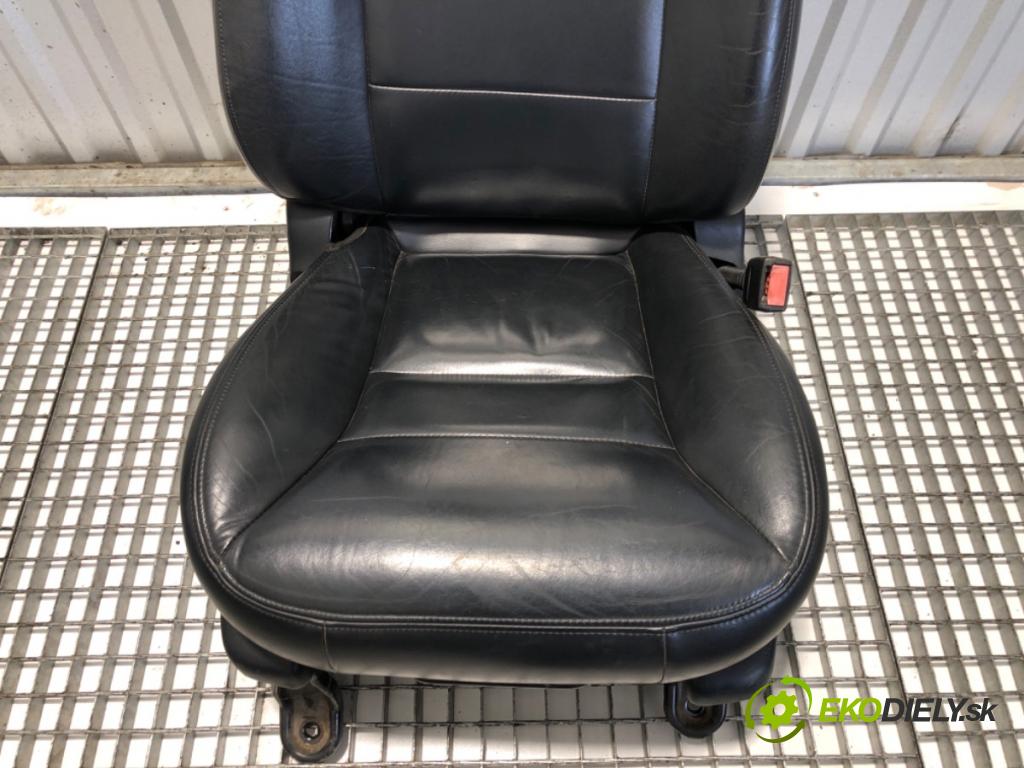 FORD MAVERICK SUV 2003 91 kW 2.0 16V 1989 Sedadlo pravy predný