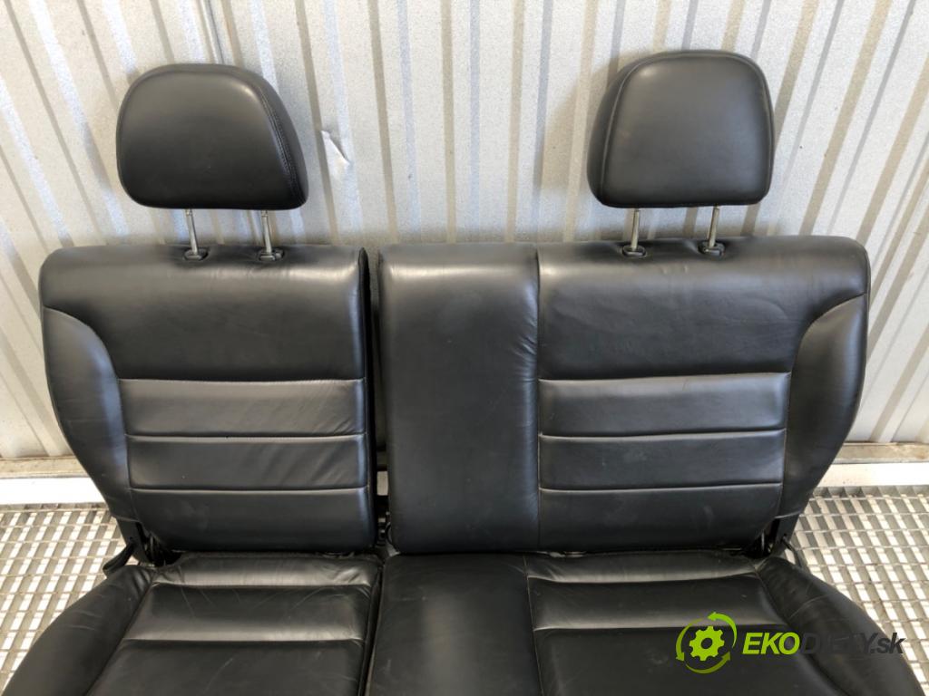 FORD MAVERICK SUV 2003 91 kW 2.0 16V 1989 Sedadlo zad