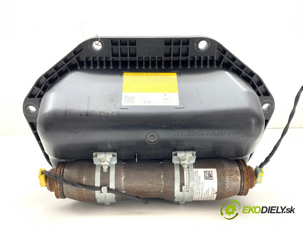 OPEL INSIGNIA A liftback 2010 96 kW 2.0 CDTI (68) 1956 AirBag spolujazdca 20955173 (Airbag)