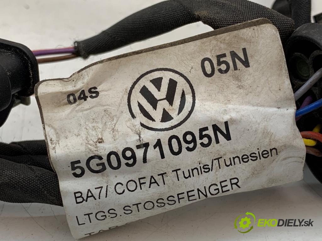 VW GOLF VII Kombi 2020 85 kW 1.6 TDI 1598 káblovačka PDC přední část 5G0971095N