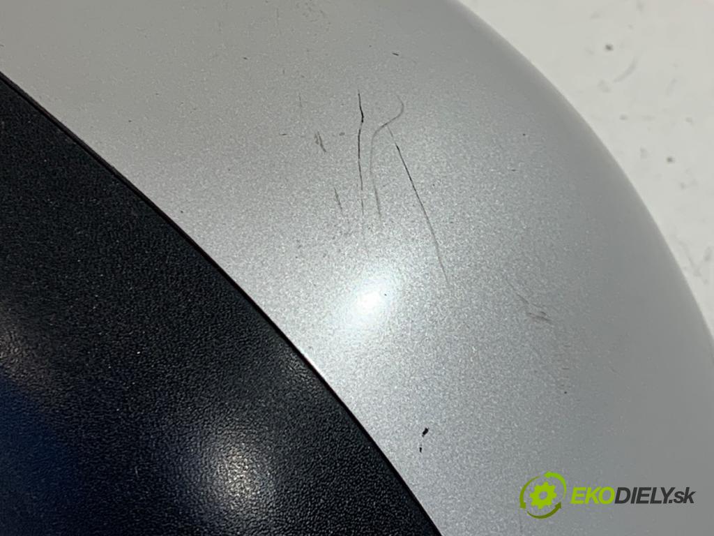 DACIA DUSTER SUV 2011 77 kW 1.6 16V 1598 Spätné zrkadlo ľavy
