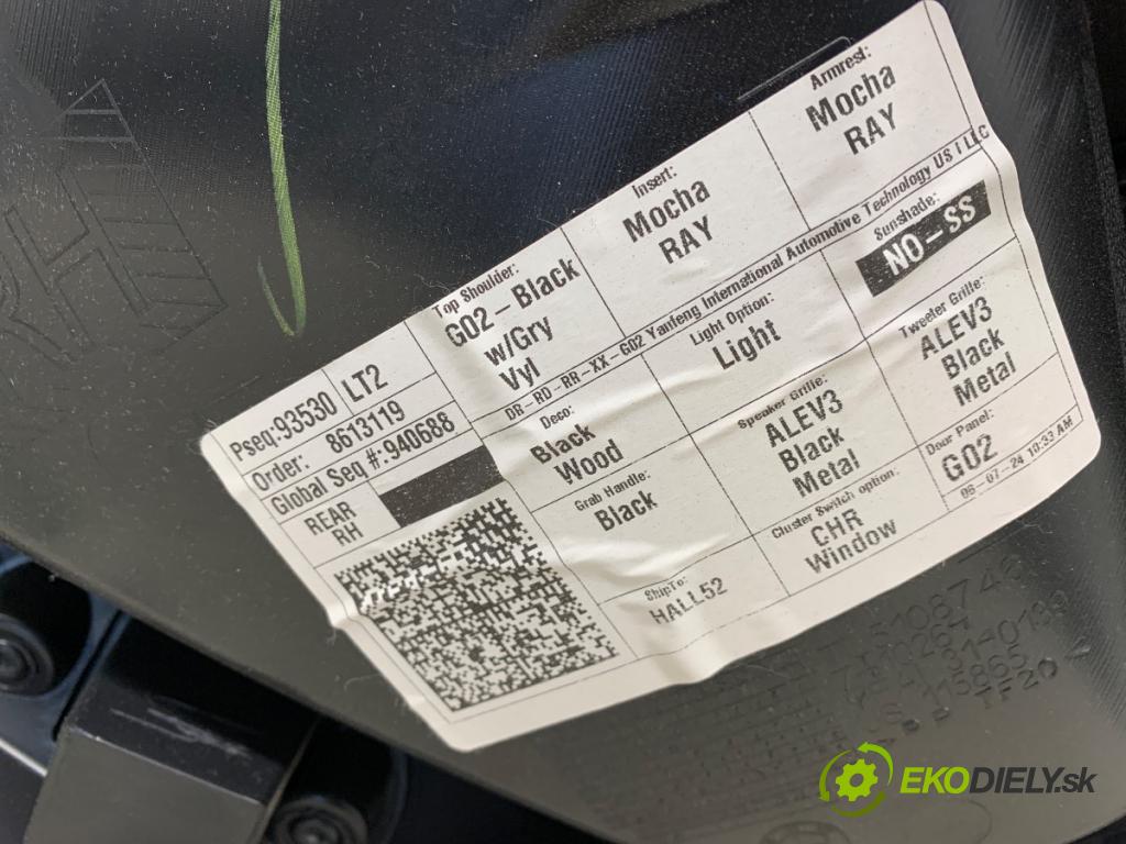 BMW G02 SUV 2024 265 kW M40 i xDrive 2998 čalúnenie Dvere pravy zad