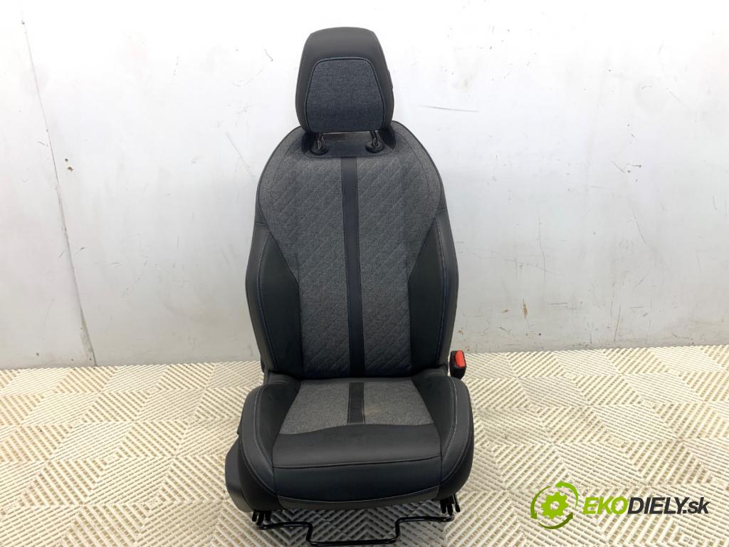 PEUGEOT 408 II liftback 2024 96 kW PureTech 130 (FPHNST) 1199 Sedadlo pravy predný 