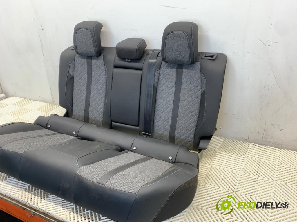 PEUGEOT 408 II liftback 2024 96 kW PureTech 130 (FPHNST) 1199 sedadlo druhý VLÁDA: