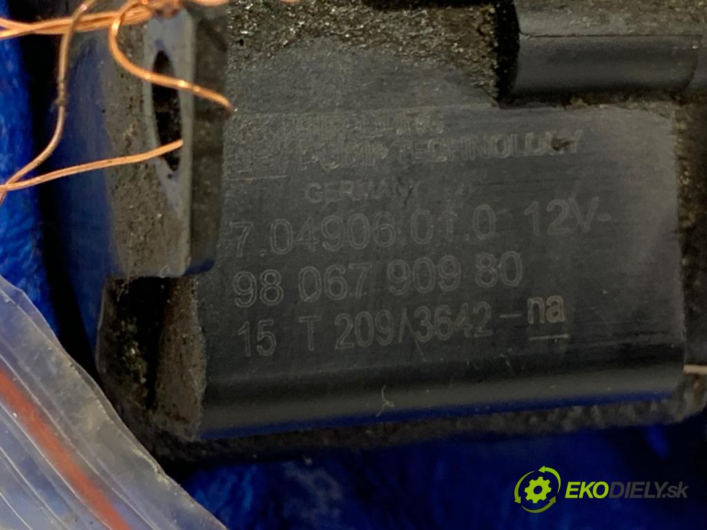 CITROEN C4 PICASSO II nadwozie wielkoprzestrzenne (MPV) 2015 121 kW 1.6 THP 165 1598 DALŠÍ: pumpa vody 9806790980 (Vodní pumpa)