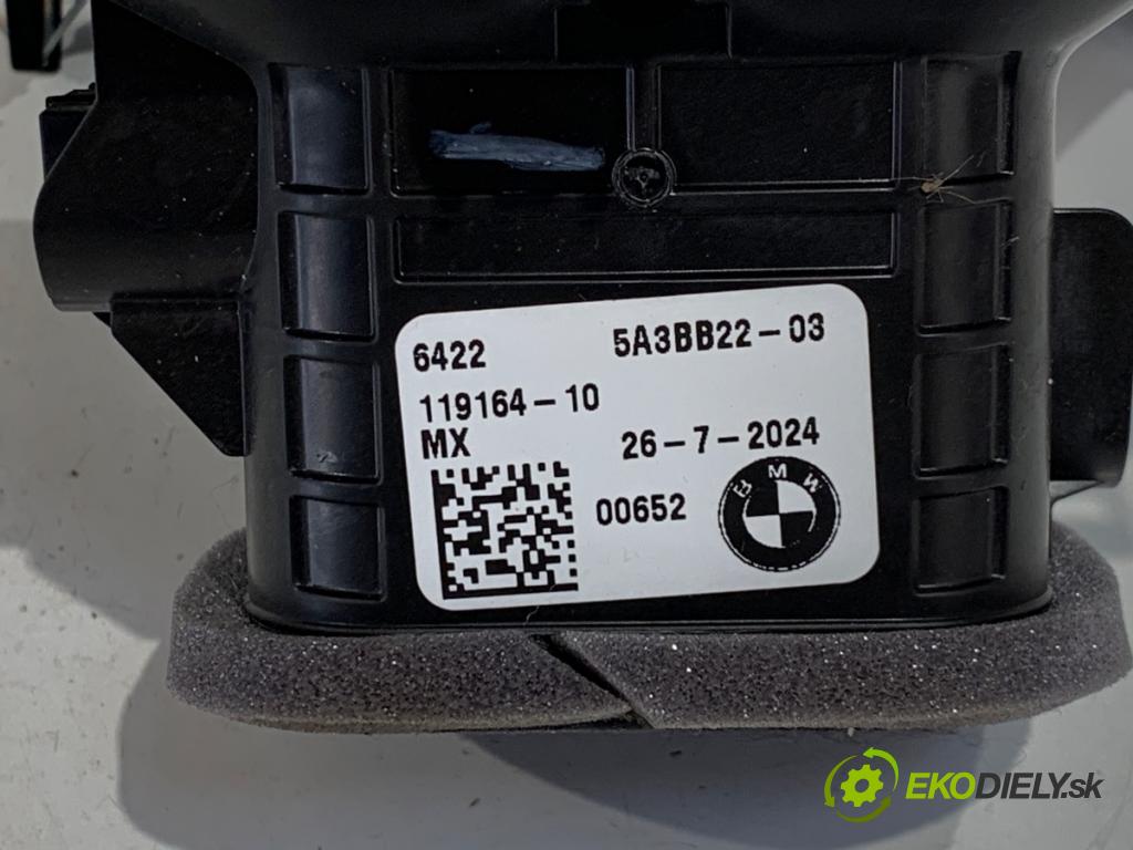 BMW G02 SUV 2024 265 kW M40 i xDrive 2998 Mriežky kúrenia zad 5A3BB22
