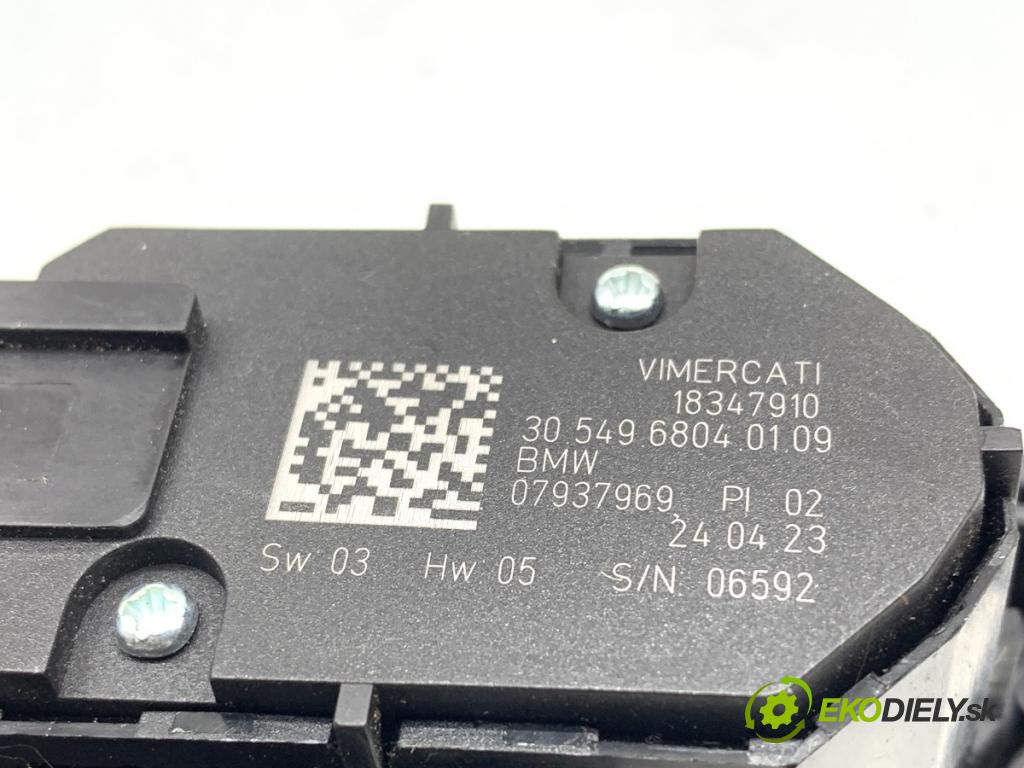 BMW G02 SUV 2024 265 kW M40 i xDrive 2998 Prepínač pamäte sedačky ľavy predný 7937969