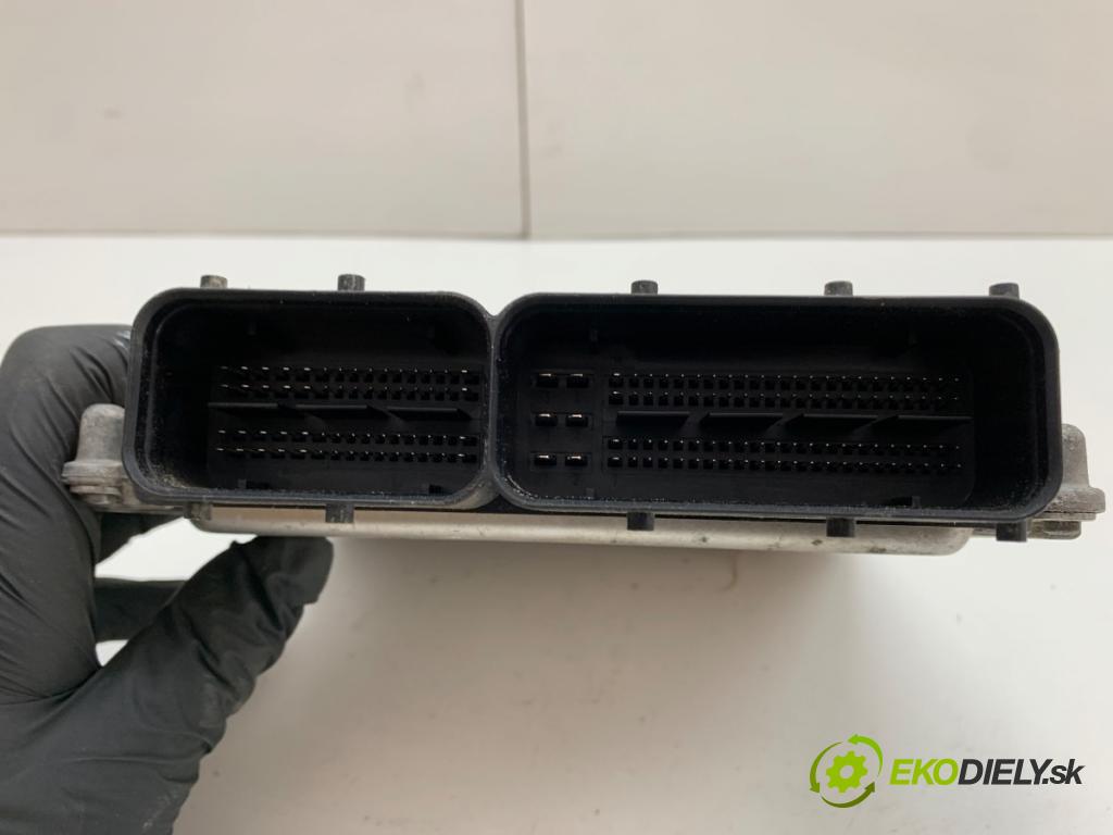 VW GOLF VII Kombi 2020 85 kW 1.6 TDI 1598 riadiaca jednotka Motor 04L907445G (Riadiaca jednotka)
