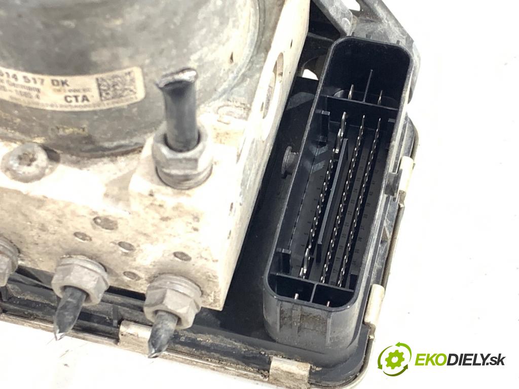 VW GOLF VII Kombi 2020 85 kW 1.6 TDI 1598 pumpa ABS 5Q0614517DK (Pumpa ABS)