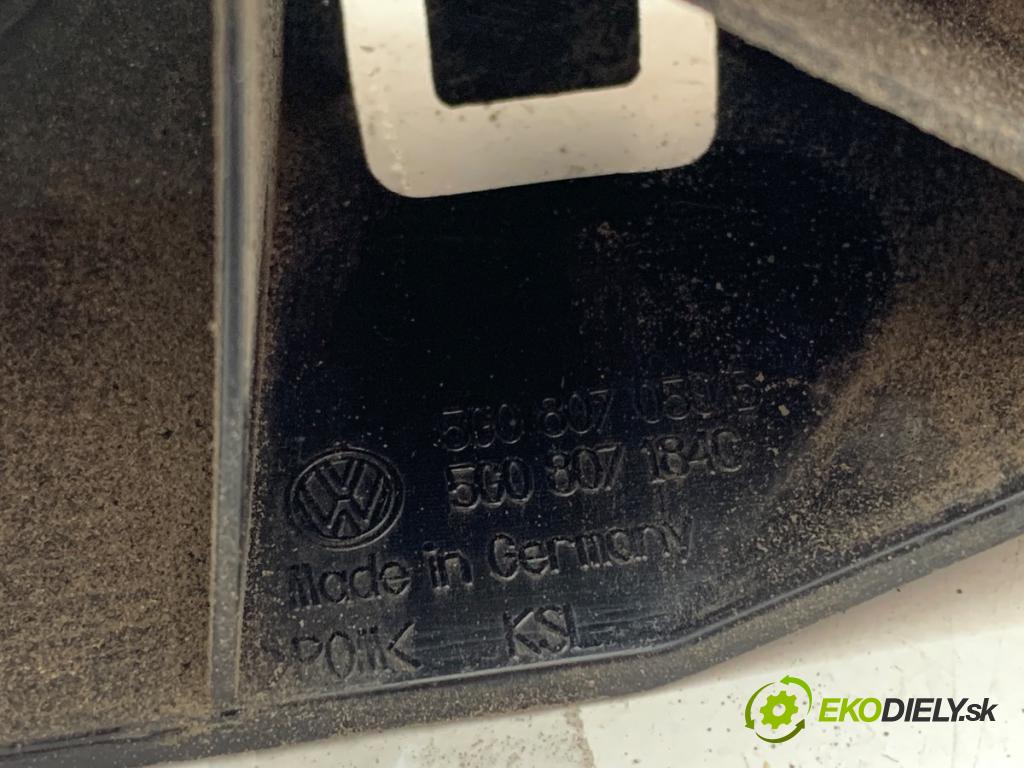 VW GOLF VII Kombi 2020 85 kW 1.6 TDI 1598 Úchyt nárazníka pravy predný 5G0807184C