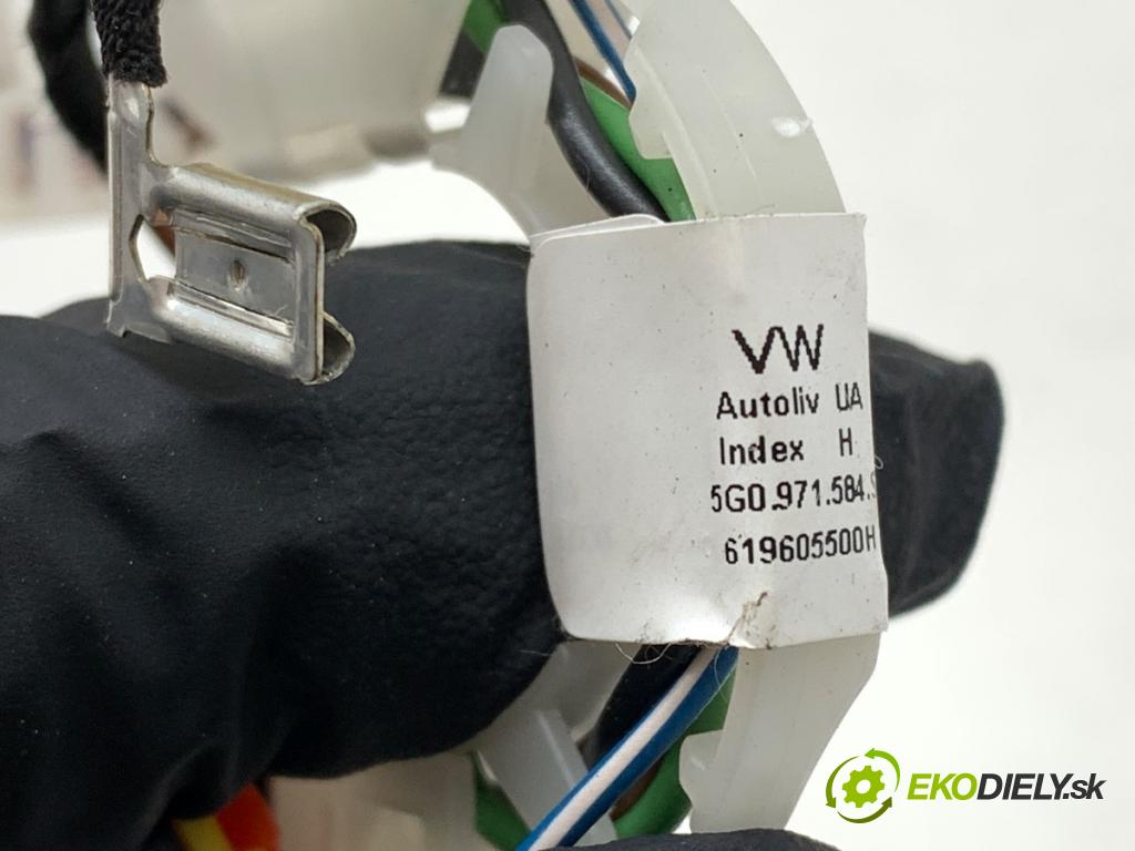 VW GOLF VII Kombi 2020 85 kW 1.6 TDI 1598 Káblovačka silentbloku airbag 5G0971584S