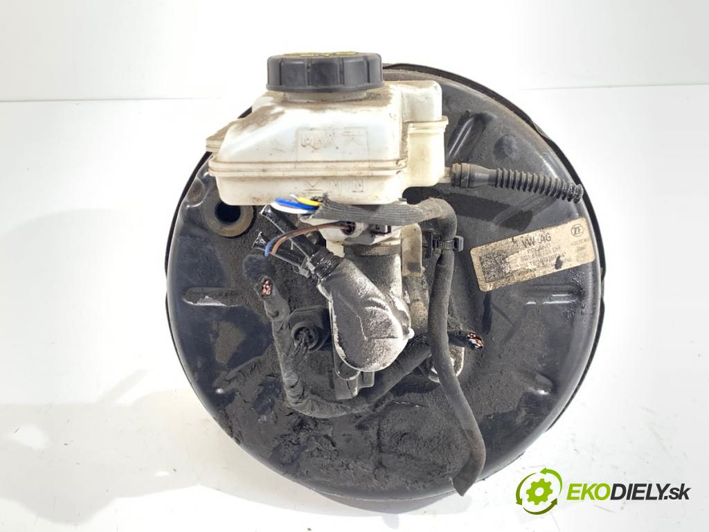 VW GOLF VII Kombi 2020 85 kW 1.6 TDI 1598 Posilovač bŕzd 5Q1614105DH