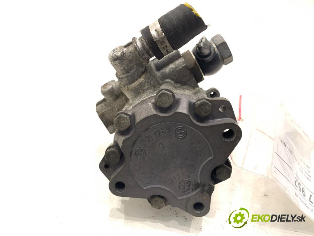 AUDI A6 C6 sedan 2008 125 kW 2.0 TFSI 1984 Pumpa servočerpadlo 4F0145155P (Servočerpadlo)