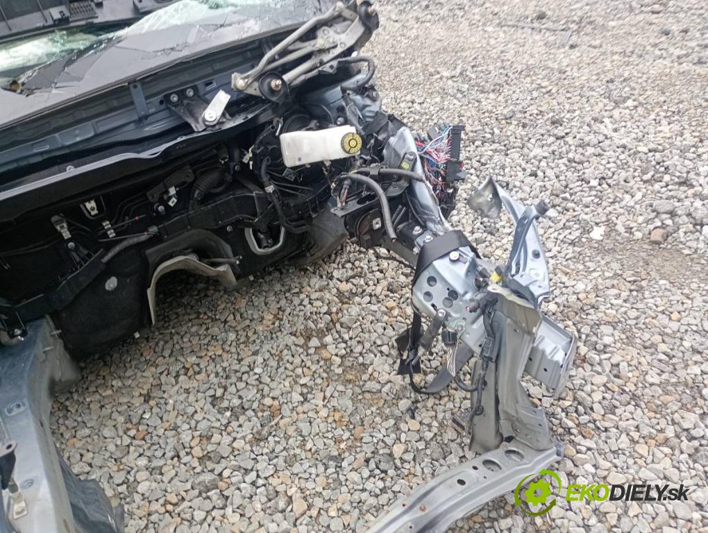 TOYOTA C-HR SUV 2020 85 kW 1.2 (NGX10_) 1197 KAROSERIA ČTVRŤÁK blatník práh střecha PODŁUŻNICA