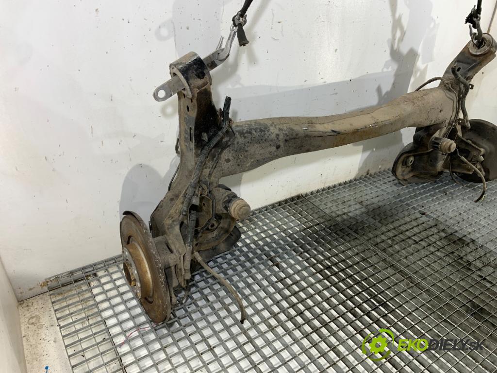 CITROEN C4 PICASSO II nadwozie wielkoprzestrzenne (MPV) 2015 121 kW 1.6 THP 165 1598 výztuha zadní část