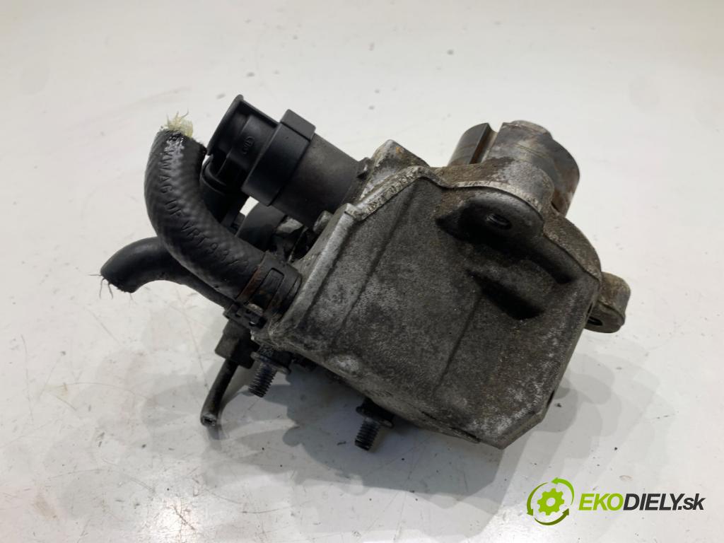 VW PASSAT B7 Kombi 2010 103 kW 2.0 TDI 1968 pumpa vysokého tlaku 03L130755AF