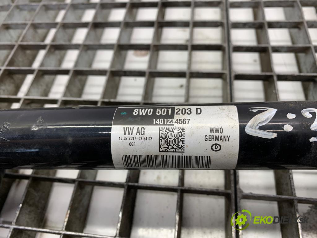 AUDI A4 B9 Kombi 2017 140 kW 2.0 TDI quattro 1968 poloos levý zadní část 8W0501203D