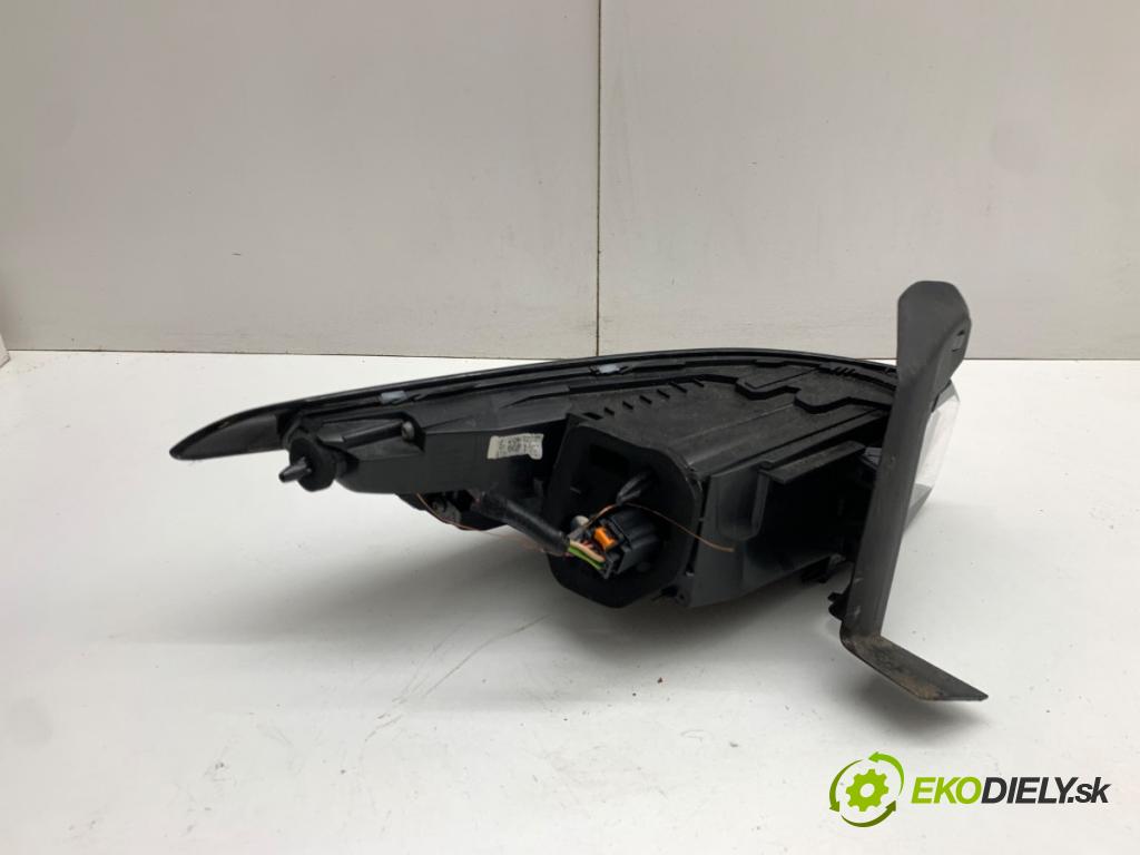 PEUGEOT 408 II liftback 2024 96 kW PureTech 130 (FPHNST) 1199 Svetlo pravy zad