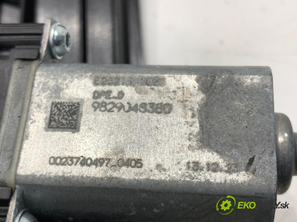 PEUGEOT 408 II liftback 2024 96 kW PureTech 130 (FPHNST) 1199 Mechanizmus okna pravy zad 9830816680