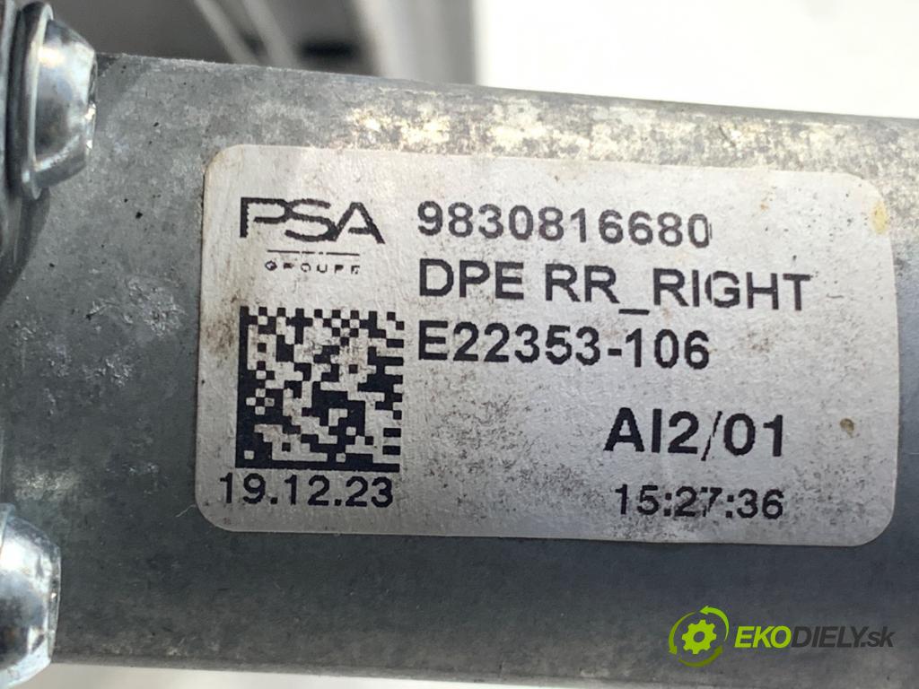 PEUGEOT 408 II liftback 2024 96 kW PureTech 130 (FPHNST) 1199 Mechanizmus okna pravy zad 9830816680