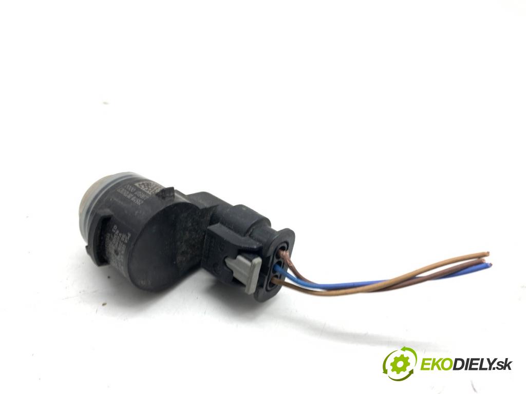 PEUGEOT 408 II liftback 2024 96 kW PureTech 130 (FPHNST) 1199 snímač PDC 9828688077XT