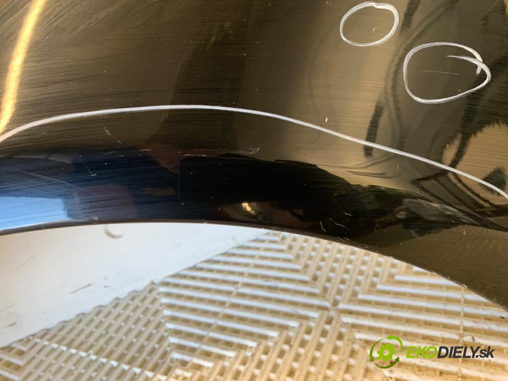 MERCEDES-BENZ C218 coupe 2014 300 kW CLS 500 (218.373) 4663 Blatník ľavy predný 040
