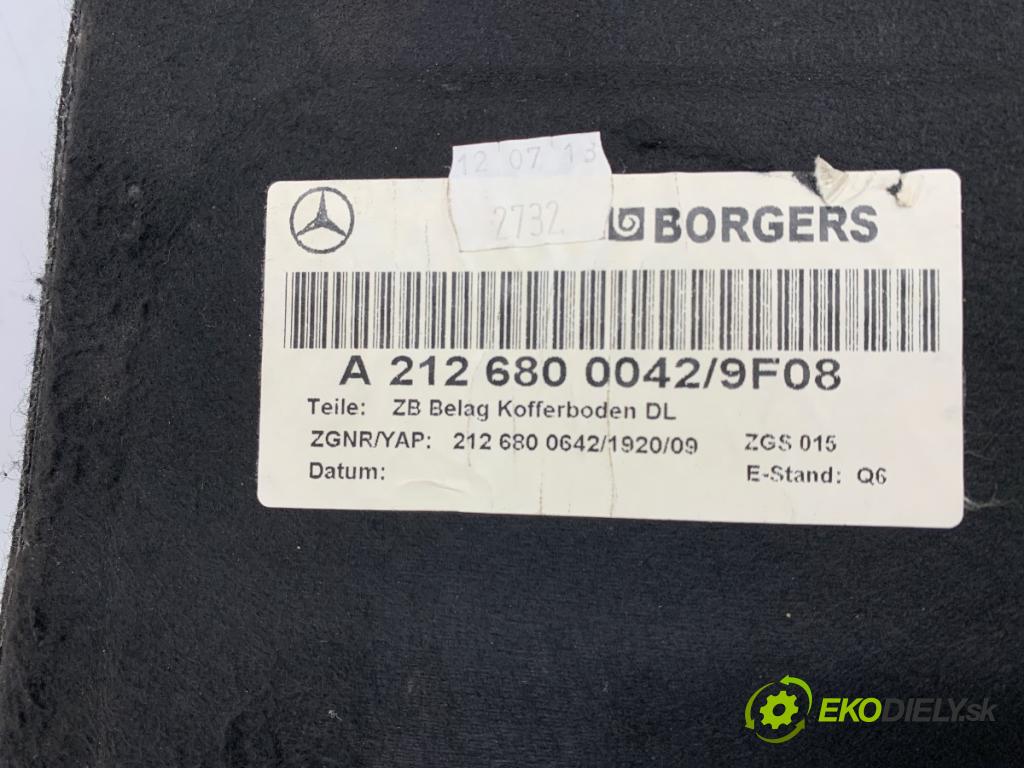 MERCEDES-BENZ C218 coupe 2014 300 kW CLS 500 (218.373) 4663 KRYTINA: kufra A2126800042