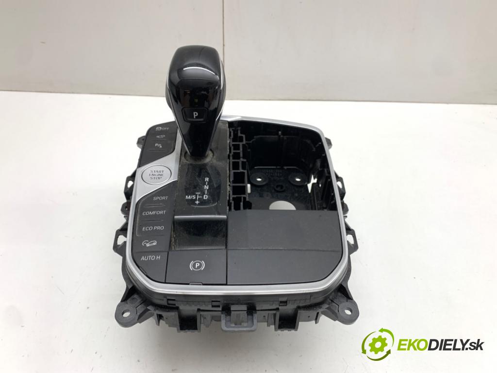 BMW G02 SUV 2024 265 kW M40 i xDrive 2998 Kulisa Panel prepínačov 5A7DFD6