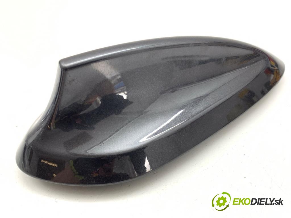 BMW G02 SUV 2024 265 kW M40 i xDrive 2998 ANTENA 6826326