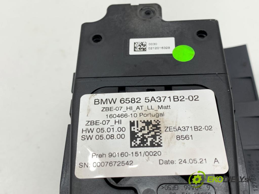 BMW G02 SUV 2024 265 kW M40 i xDrive 2998 násada, držadlo IDRIVE 5A371B2