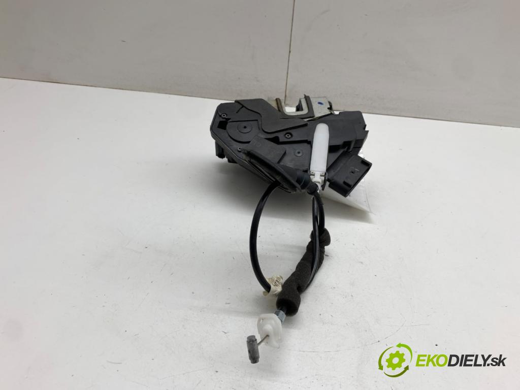 FORD MONDEO MK5 sedan 2018 138 kW 2.0 Hybrid 1999 zámok Dvere pravy zad AE8A-5421812-BH