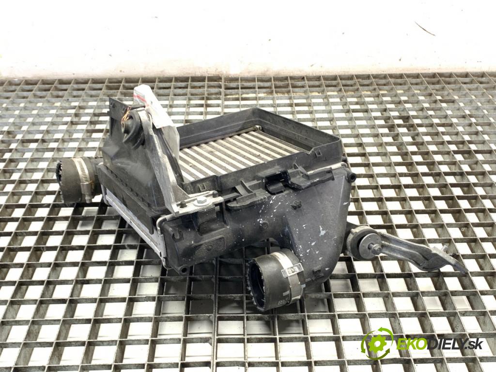 PEUGEOT 408 II liftback 2024 96 kW PureTech 130 (FPHNST) 1199 intercooler P9675627980 (Intercooler (chladič nasávaného vzduchu))