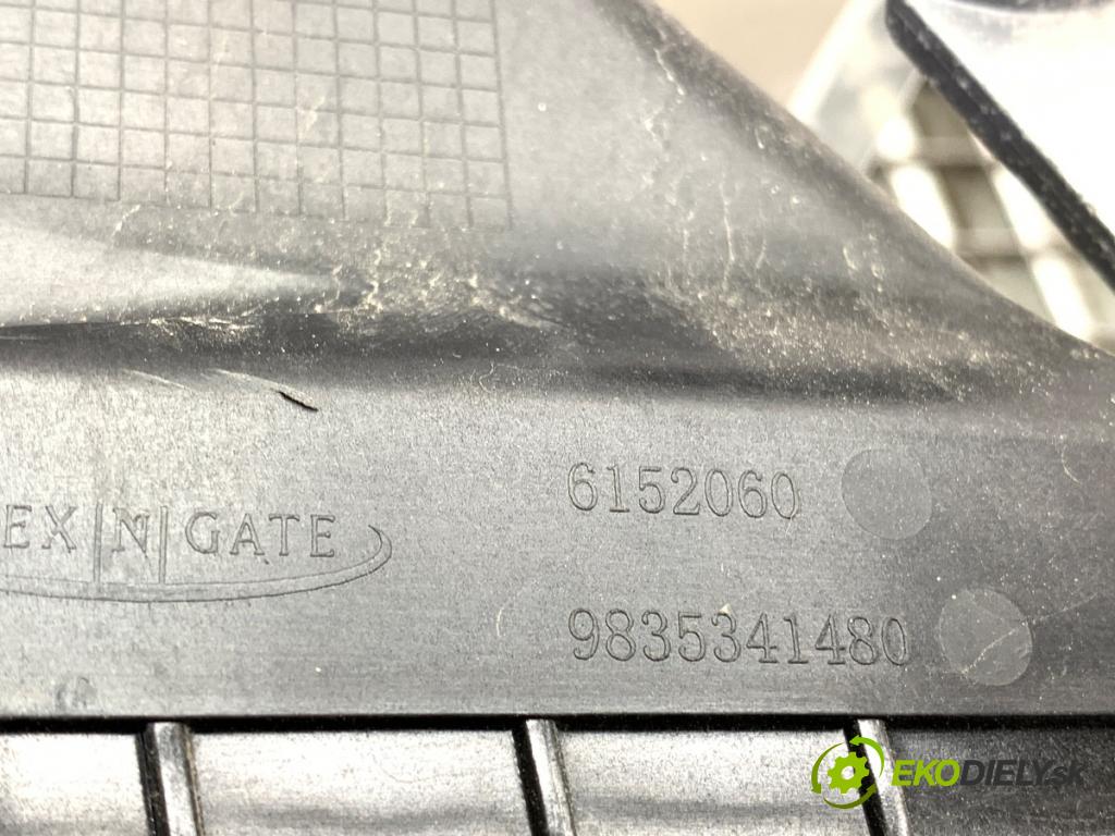 PEUGEOT 408 II liftback 2024 96 kW PureTech 130 (FPHNST) 1199 intercooler P9675627980 (Intercooler (chladič nasávaného vzduchu))