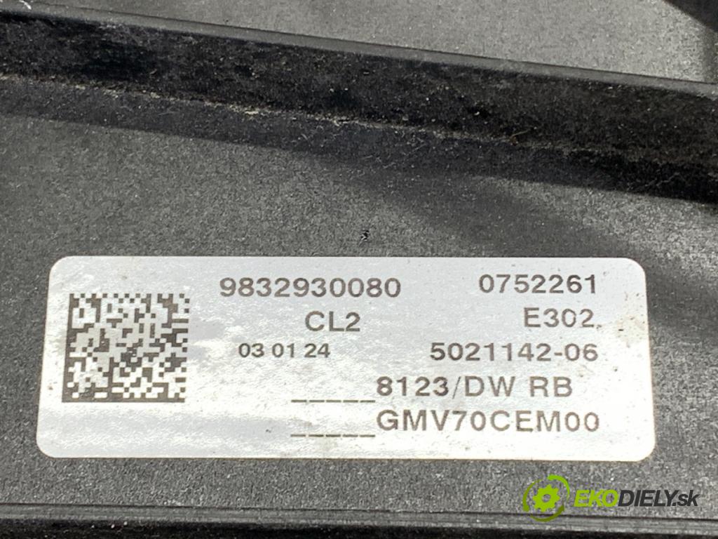 PEUGEOT 408 II liftback 2024 96 kW PureTech 130 (FPHNST) 1199 ventilátor chladiče 9832930080 (Ventilátor)