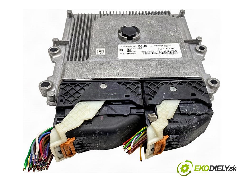 PEUGEOT 408 II liftback 2024 96 kW PureTech 130 (FPHNST) 1199 riadiaca jednotka Motor 9851418180 (Riadiaca jednotka)