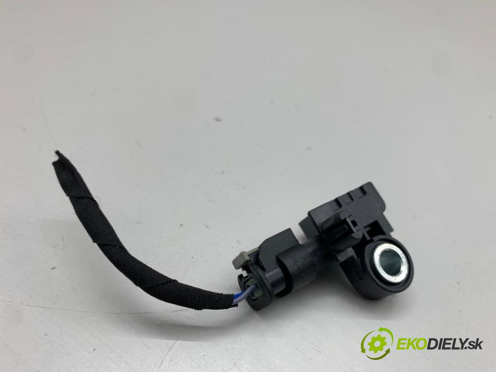 PEUGEOT 408 II liftback 2024 96 kW PureTech 130 (FPHNST) 1199 snímač nárazu 9849215380 (Snímač nárazu)