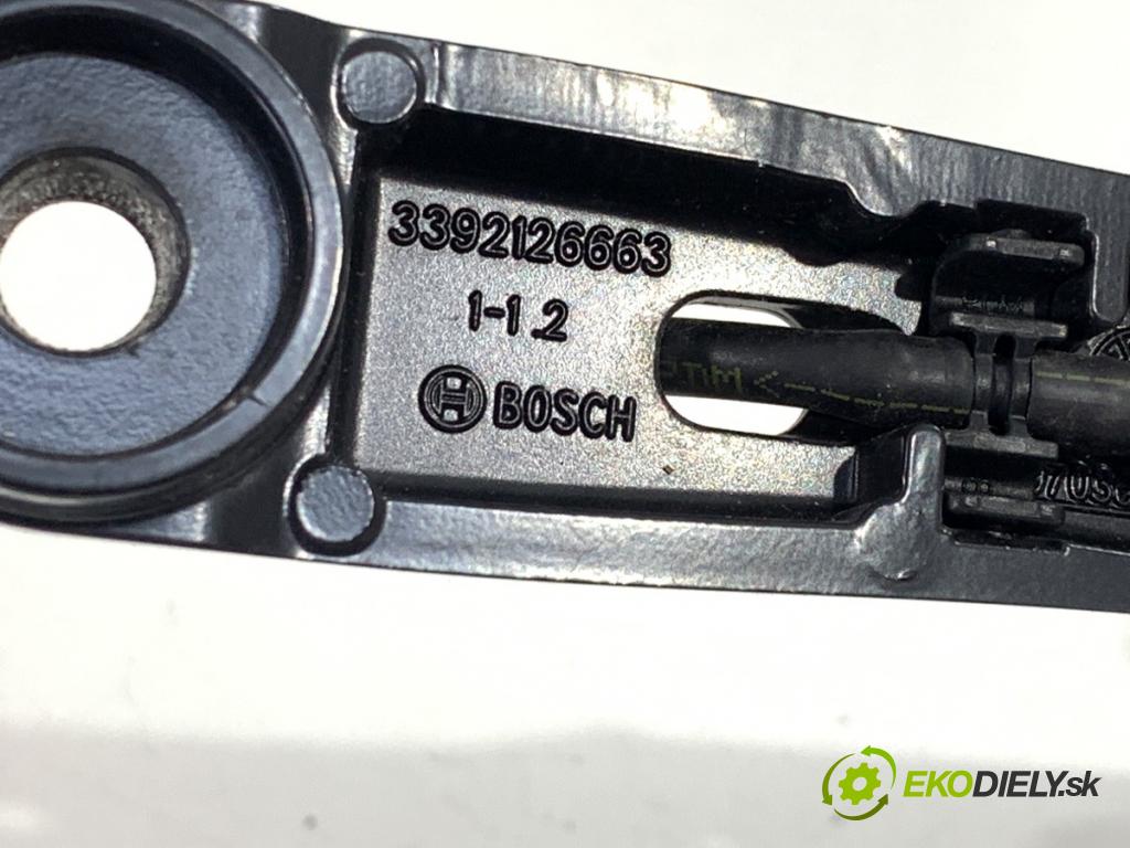 PEUGEOT 408 II liftback 2024 96 kW PureTech 130 (FPHNST) 1199 ramena stěrače přední část 3392126660