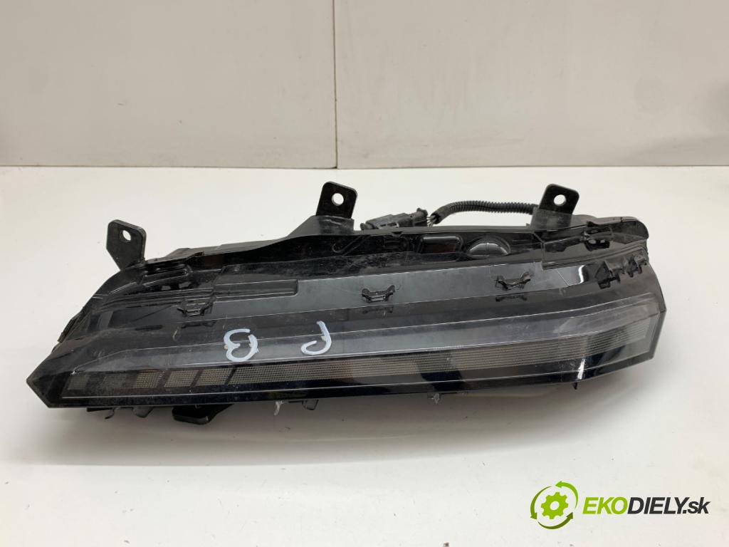 PEUGEOT 408 II liftback 2024 96 kW PureTech 130 (FPHNST) 1199 Svetlo DRL: pravy predný 9835230880