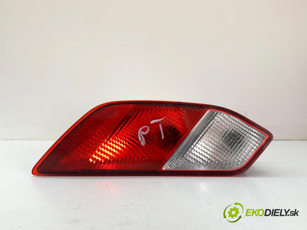 PEUGEOT 408 II liftback 2024 96 kW PureTech 130 (FPHNST) 1199 Svetlo nárazníka pravy zad 9835303380