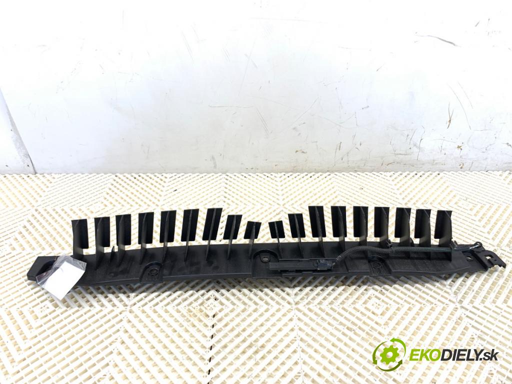 PEUGEOT 408 II liftback 2024 96 kW PureTech 130 (FPHNST) 1199 Úchyt nárazníka zad stredový 9838474880