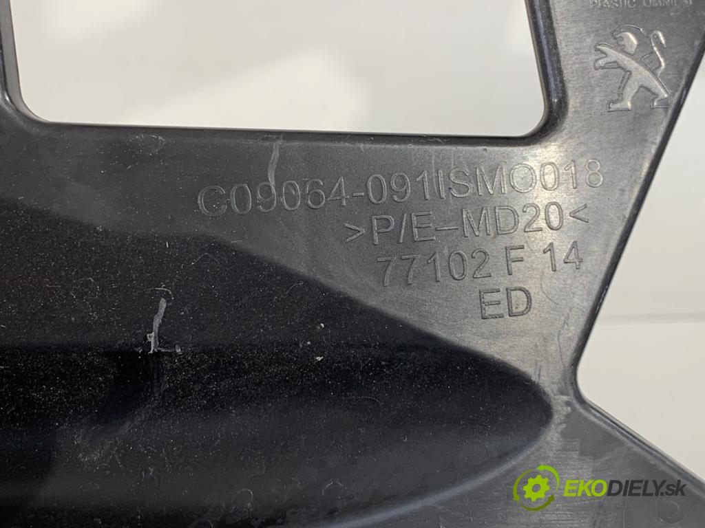 PEUGEOT 408 II liftback 2024 96 kW PureTech 130 (FPHNST) 1199 úchyt nárazníka pravý zadní část 9838475180