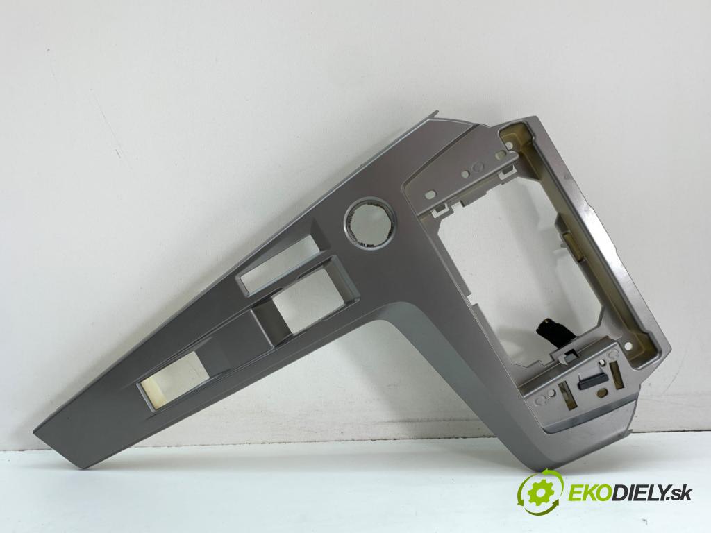 PEUGEOT 408 II liftback 2024 96 kW PureTech 130 (FPHNST) 1199 Rámček kryt TUNEL: 9843246880