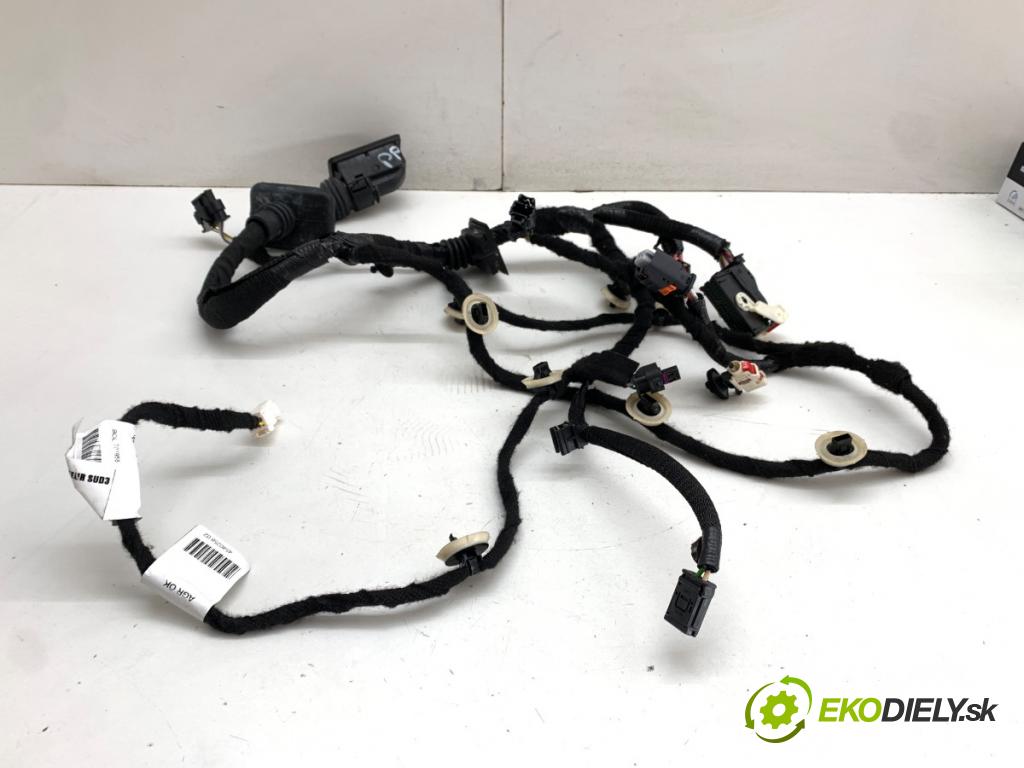 PEUGEOT 408 II liftback 2024 96 kW PureTech 130 (FPHNST) 1199 Káblovačka Dvere predný pravy 9843638380