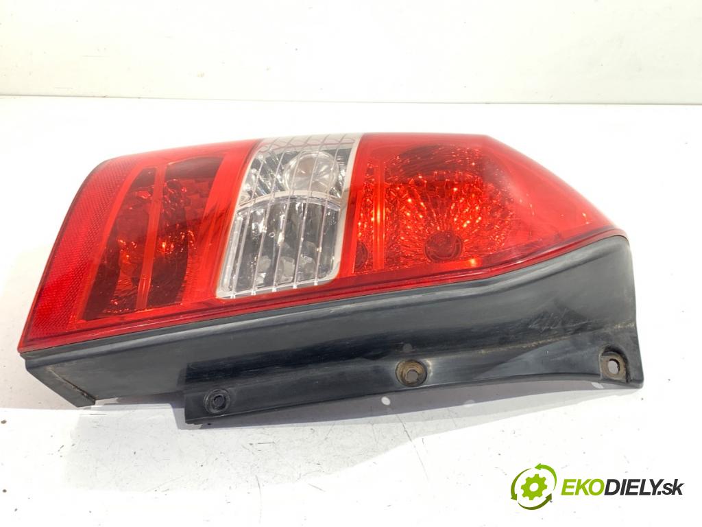 HYUNDAI TUCSON SUV 2004 100 kW 2.0 CRDi Napęd na wszystkie koła 1991 Svetlo ľavy zad 92401-2E0