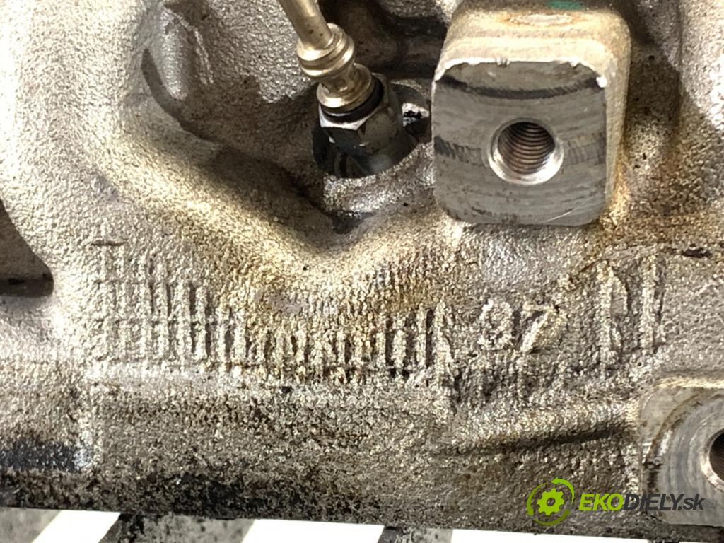 SUZUKI GRAND VITARA II samochód terenowy zamknięty 2008 95 kW 1.9 DDiS Napęd na wszystkie koła (JT419, TD44, JB419WD,... 1870 hlava válců  (Hlava válců)