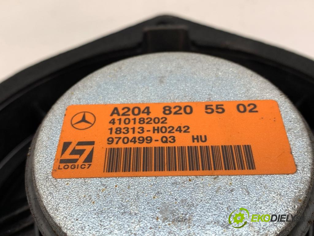 MERCEDES-BENZ C218 coupe 2014 300 kW CLS 500 (218.373) 4663 reproduktor dveře přední část pravý A2048205502