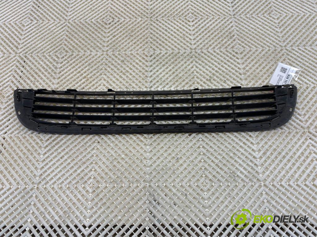 CITROEN BERLINGO II Nadwozie pełne/minivan 2014 68 kW 1.6 HDi 90 1560 mří nárazníka přední část 9677603677 (Přední mřížka (maska chladiče))